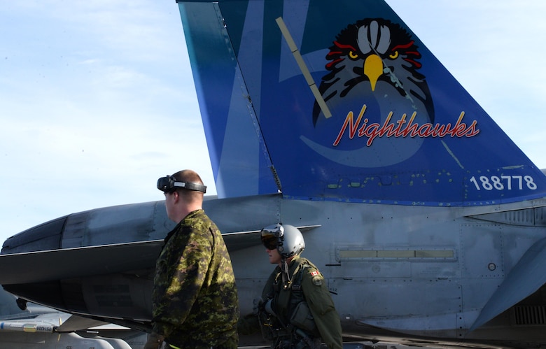 Royal Canadian Air Force trains with U.S. Forces