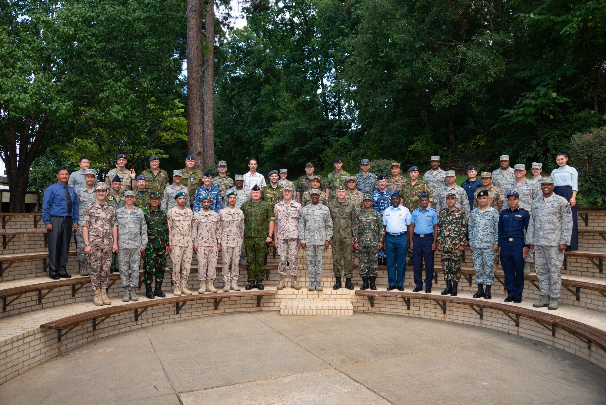 CMSAF meets with international senior enlisted leaders during bi-annual summit
