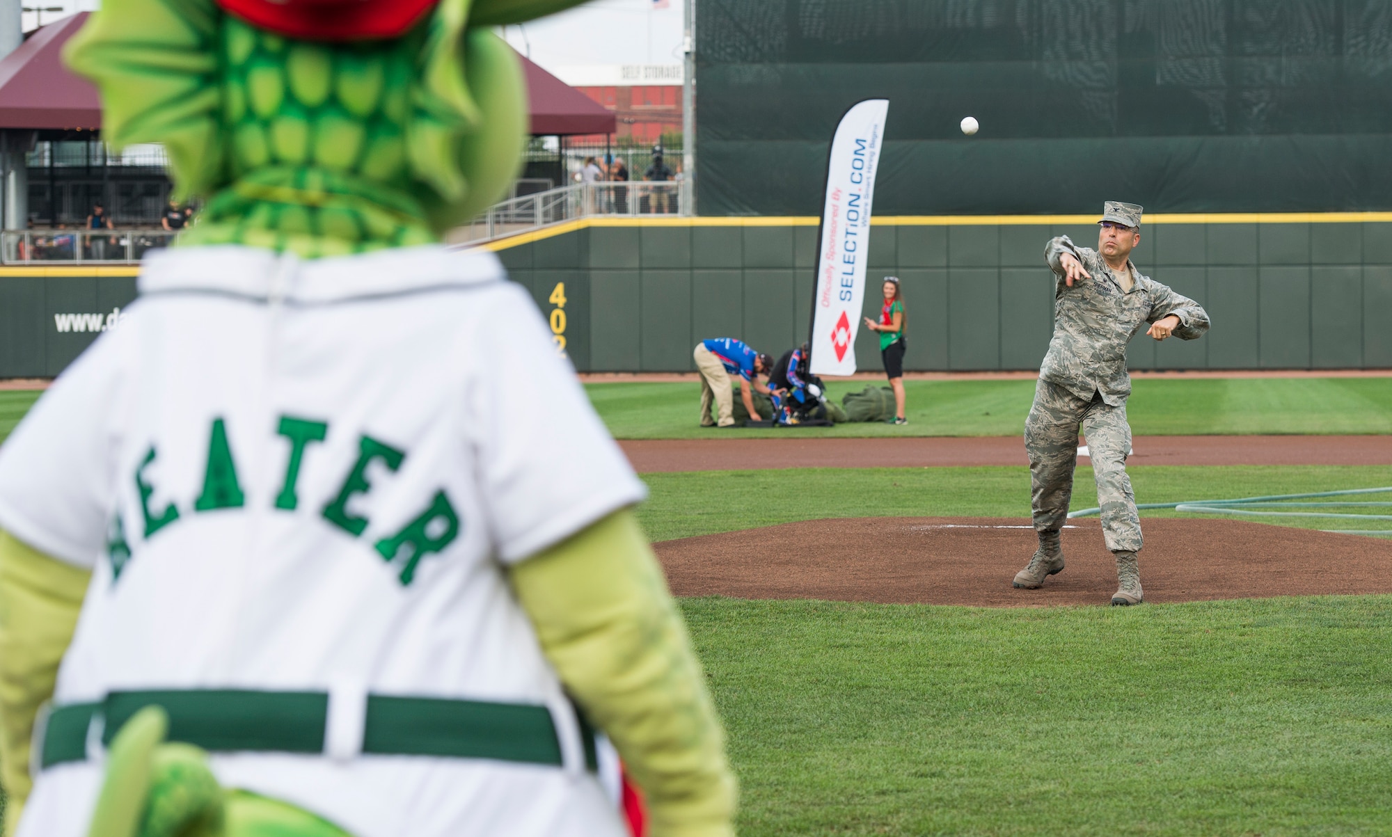 Dayton Dragons host military appreciation night