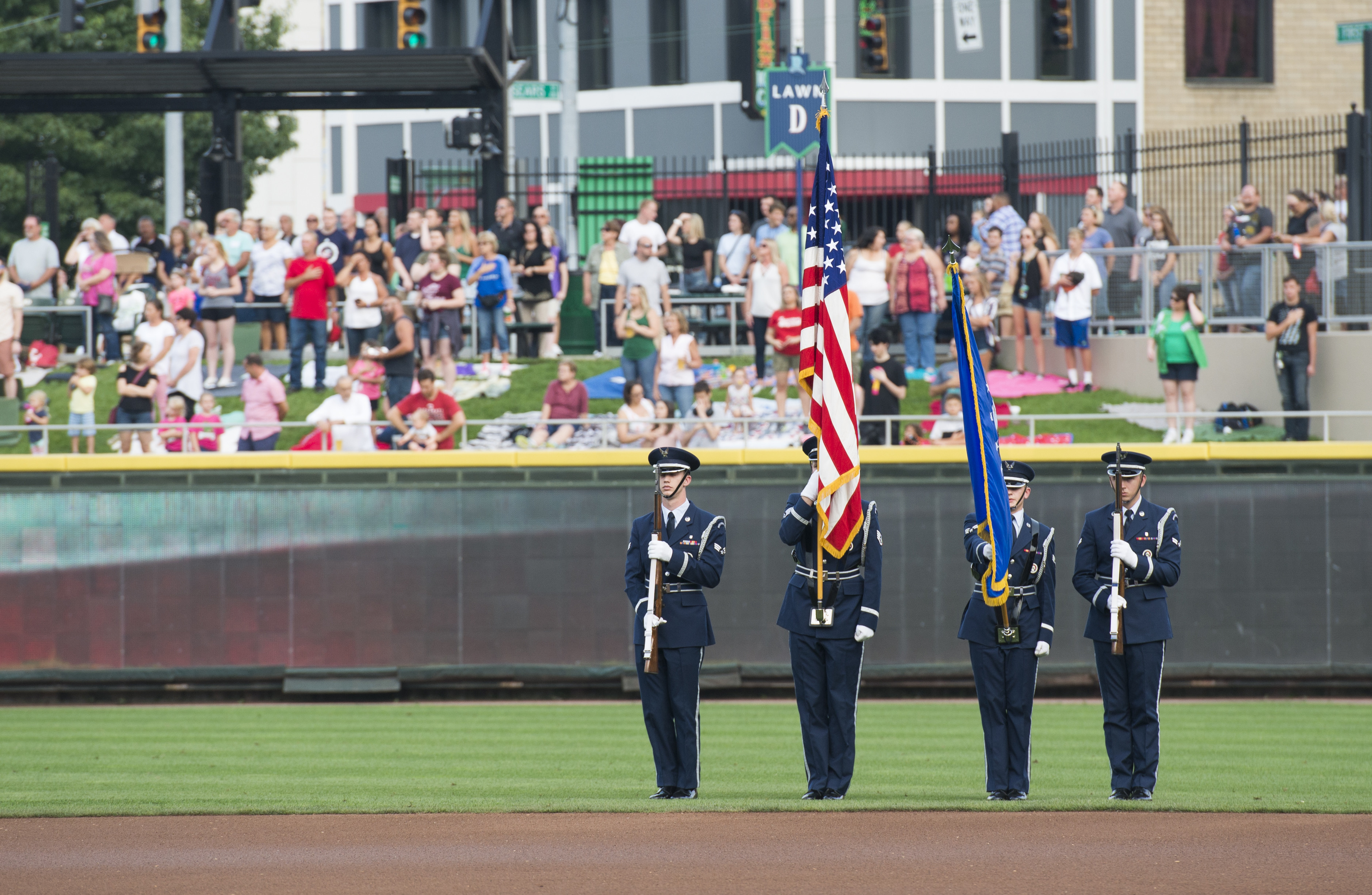 Cincinnati Reds host military appreciation night > Wright-Patterson AFB >  Article Display