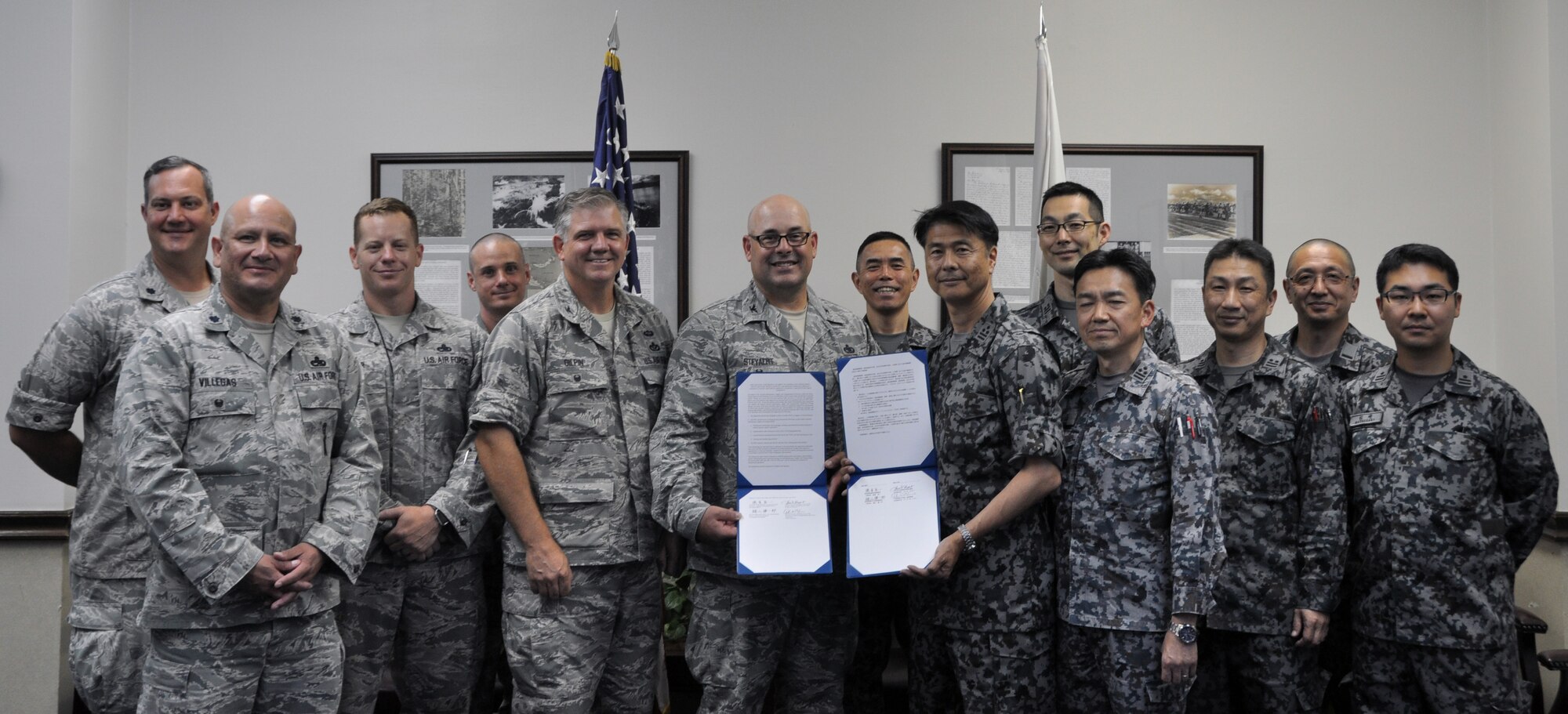 USAF, Koku Jieitai sign declaration of spirit of cooperation