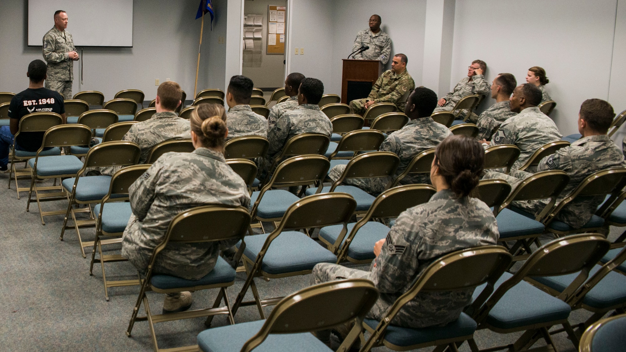 Master Sgt. Robert Elliot, 433rd Training Squadron Military Training Instructors and recruiter, briefs special duty availabilities as Air Force Reserve MTIs to members of the 913th Airlift Group at Little Rock Air Force Base, AR, Dec. 1, 2018.