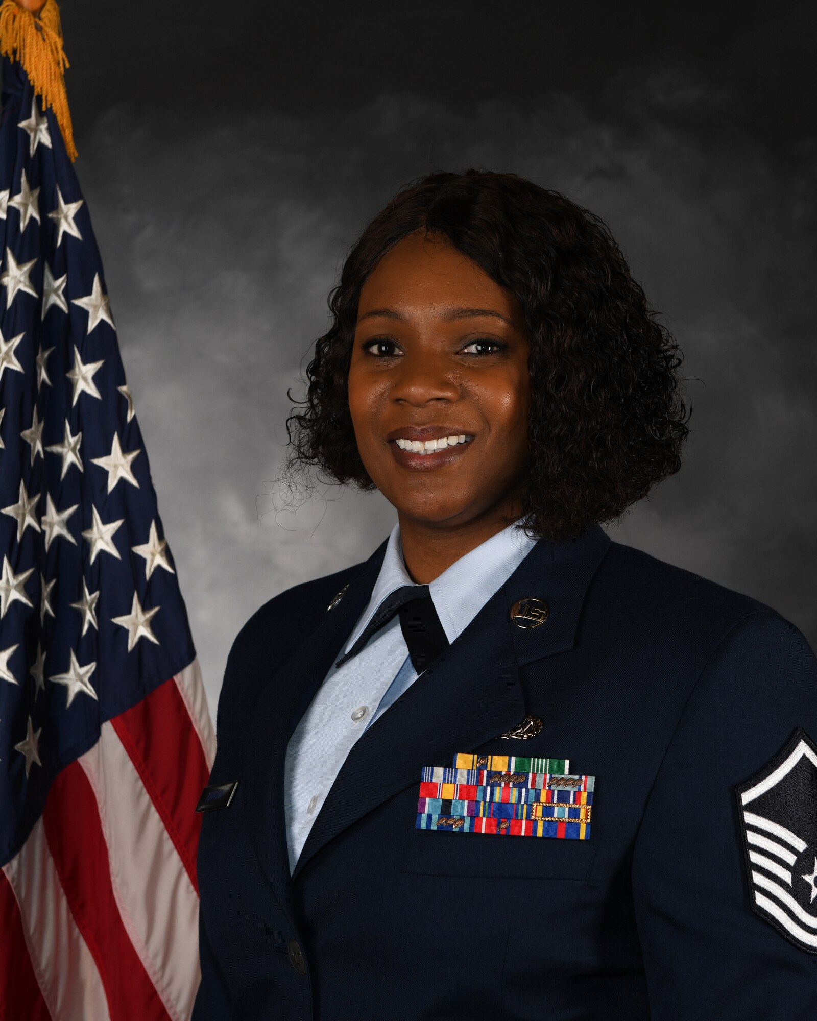 The official bio photo of Air Force Master Sergeant Rhoneiula Johnson.