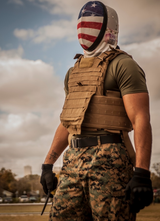 Sgt. Ian Ferro, training non-commissioned officer with Marine Forces Reserve S-3, advances and prepares for the championship round of the MFR King of the Ring tournament held at Marine Corps Support Facility New Orleans, Nov. 30, 2018. The MFR King of the Ring tournament is a competition that involves knife fighting, grappling and baton fighting. (U.S. Marine Corps photo by Sgt. Dante J. Fries)