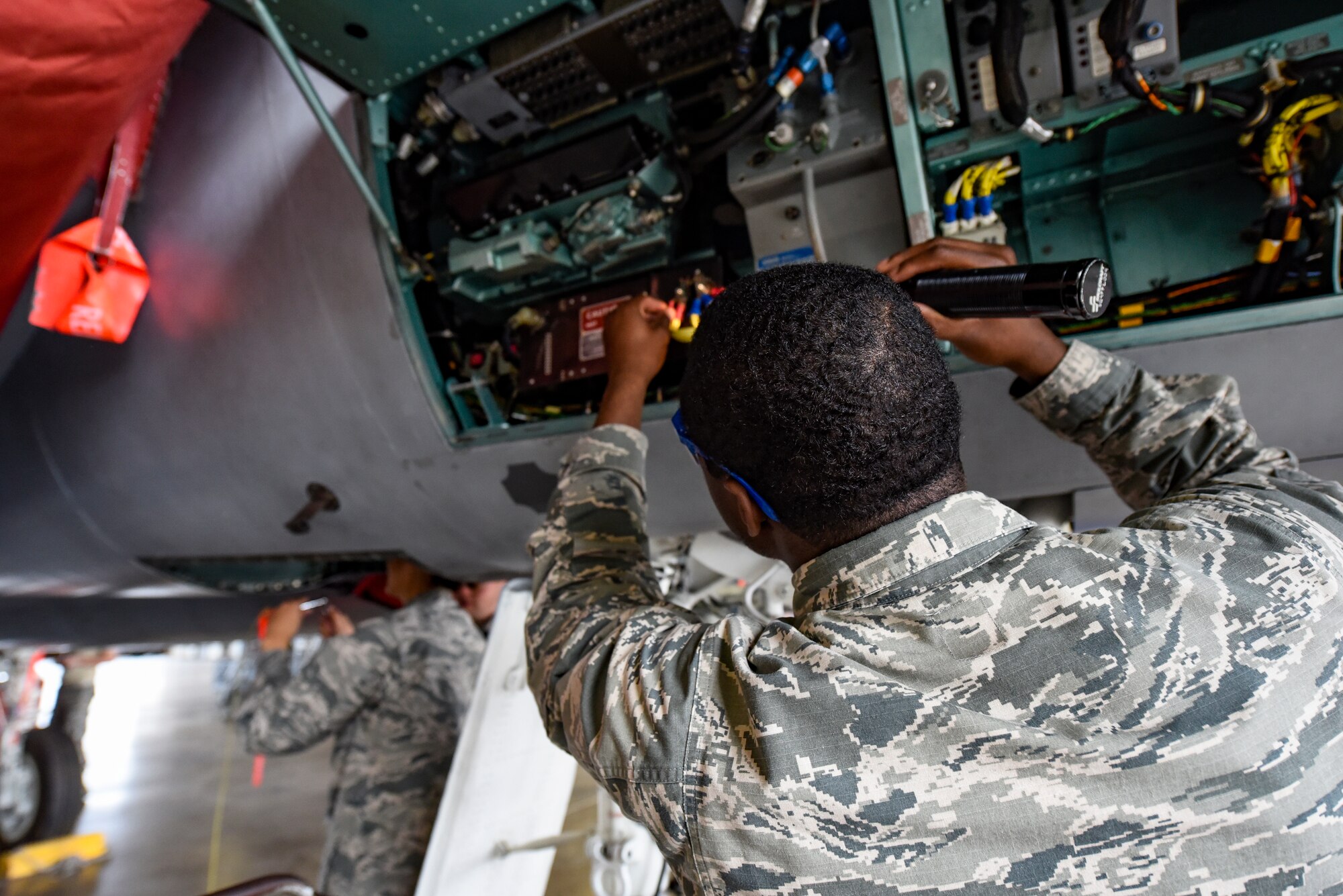 Sheppard Airmen work on electrical and environmental systems