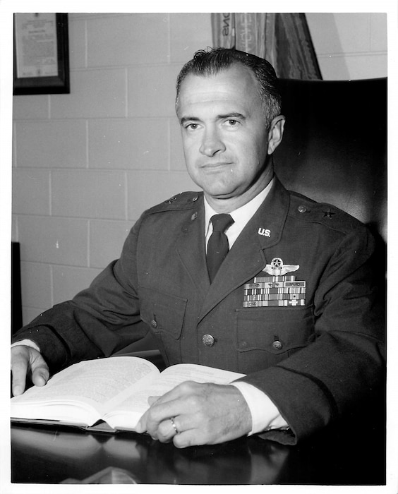 Maj. Gen. Frank W. Elliott, Jr