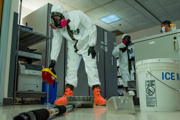 Airman 1st Class Conor Wilson, 375th Aerospace Medicine Squadron bioenvironmental engineering technician, uses a victoreen 415p to clear the surrounding air of any potential ionizing radiation during a training exercise on Nov. 29, 2018, at Scott Air Force Base, Illinois. The victoreen 415p measures for Beta, Gamma, and X-Ray radiation.