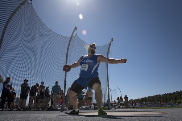 Rob Hufford II, Department of Defense Warrior Games athlete on Team Air Force, competes in the men’s standing discuss event at The Games in Colorado Springs, Colorado, June 1, 2018. The Warrior Games will be held at the U.S. Air Force Academy June 1- 9, 2018. (U.S. Air Force Photo by Senior Airman Dennis Hoffman)