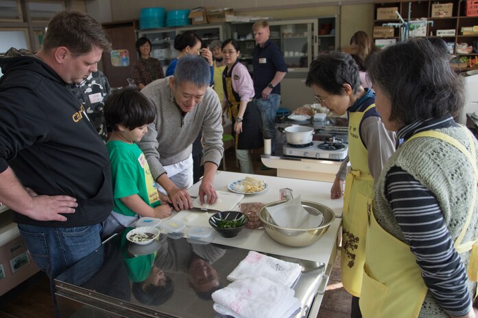 Air station residents experience flavor of local culture