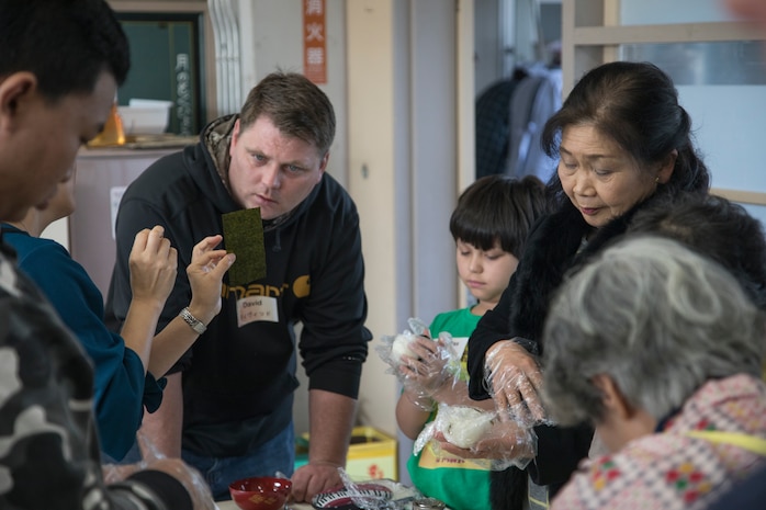 Air station residents experience flavor of local culture