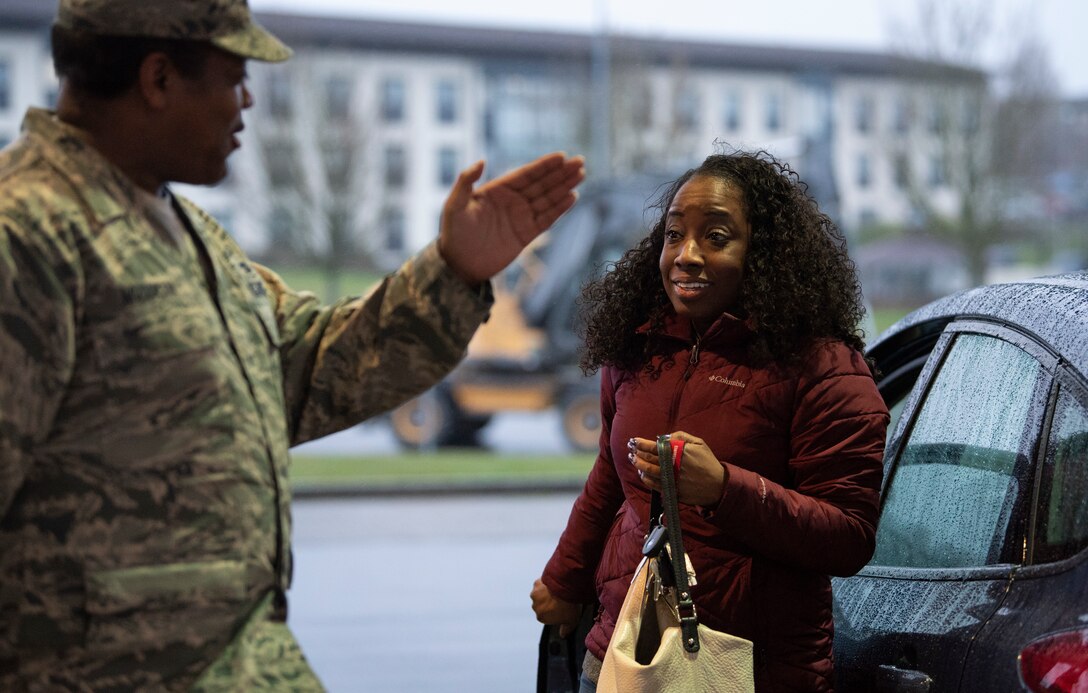 Leadership gives back during the holidays