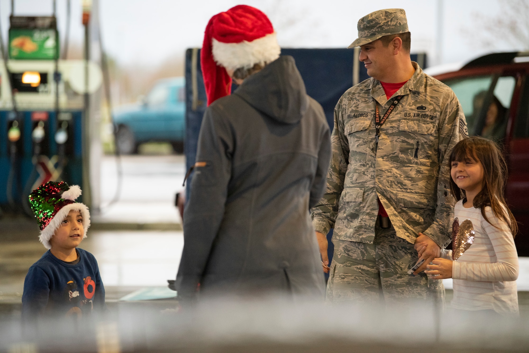 Leadership gives back during the holidays
