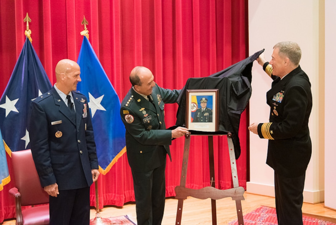 General Nieto Unveils his Hall of Fame Portrait