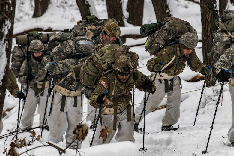 Making Winter Warriors U S Army Reserve News Display