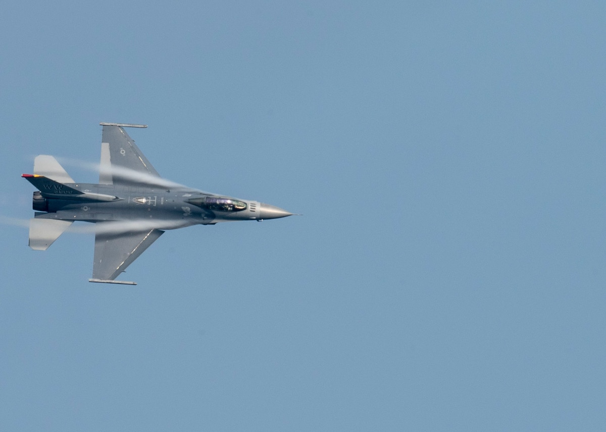 Inspiring performance: PACAF F-16 Demo Team wows crowds in