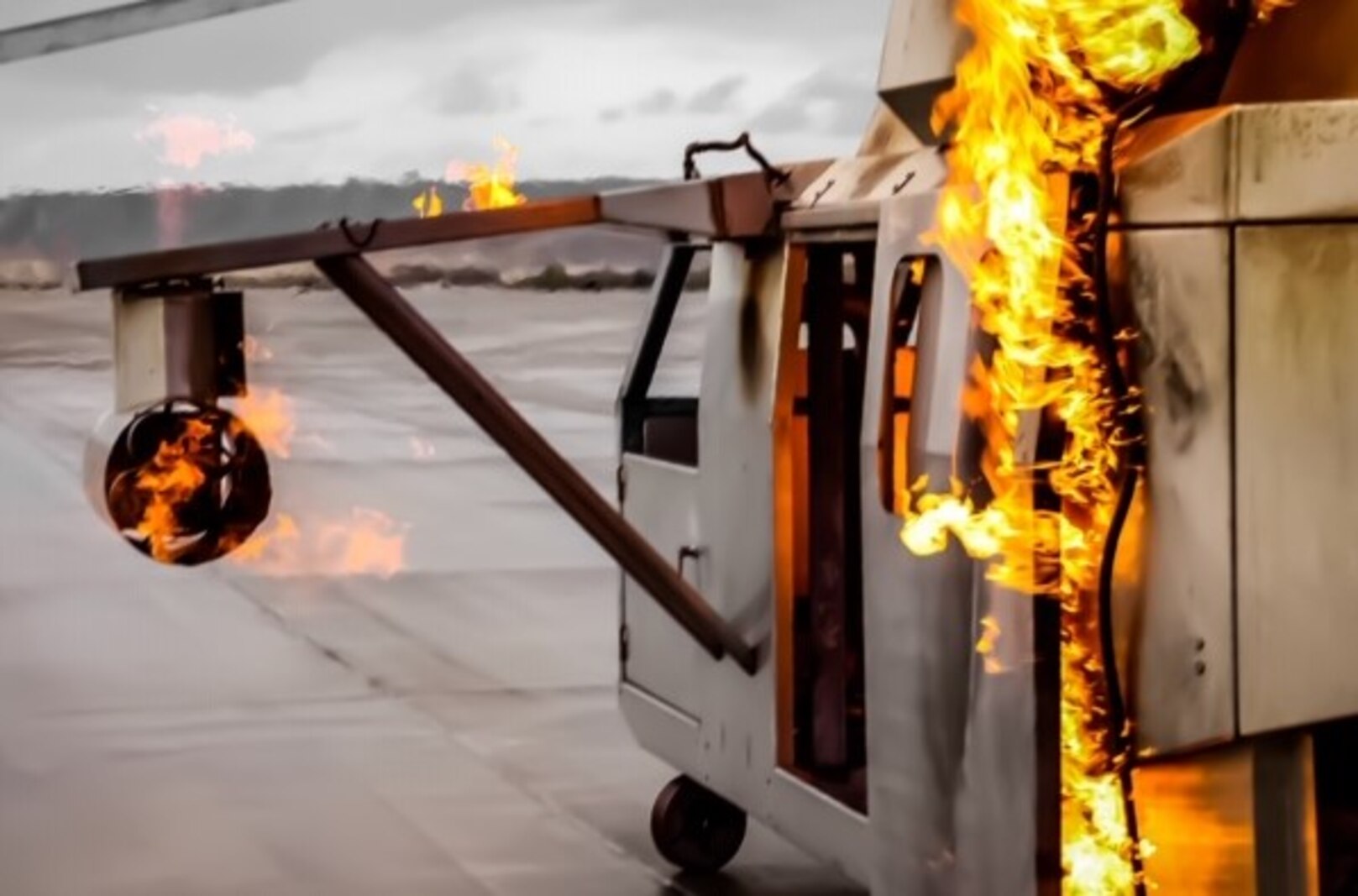 ARFF Marines practice putting out fires