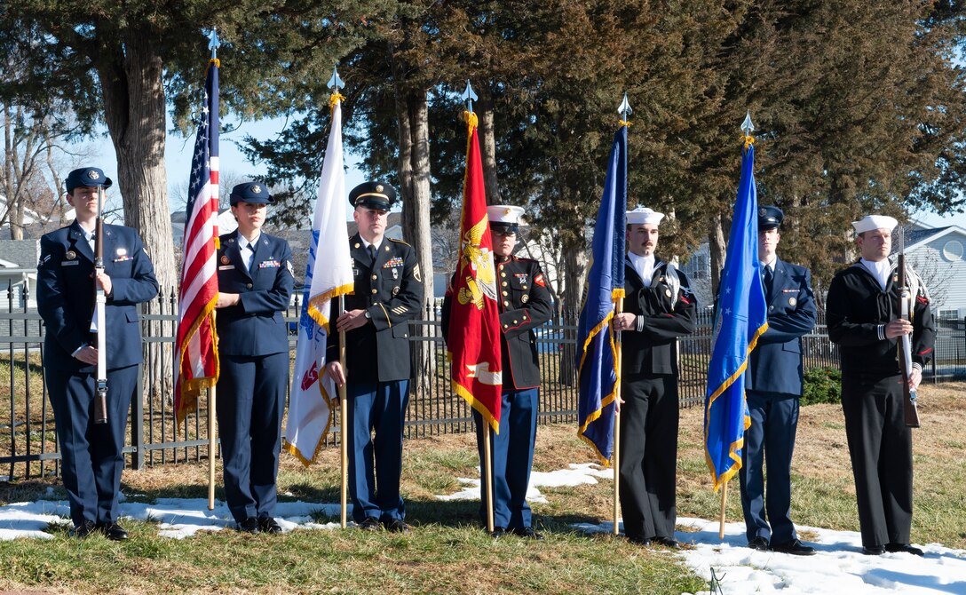 U.S. Strategic Command honor guard posts the colors during the National Wreaths Across America Ceremony Dec. 15, 2018, at the Offutt Air Force Base Cemetery, Nebraska. The cemetery was instated into the WAA, Nov. 27, 2018. The WAA is a non-profit organization that provides Christmas wreaths for over 1,200 veterans’ cemeteries in the United States and overseas. (U.S. Air Force photo L. Cunningham)