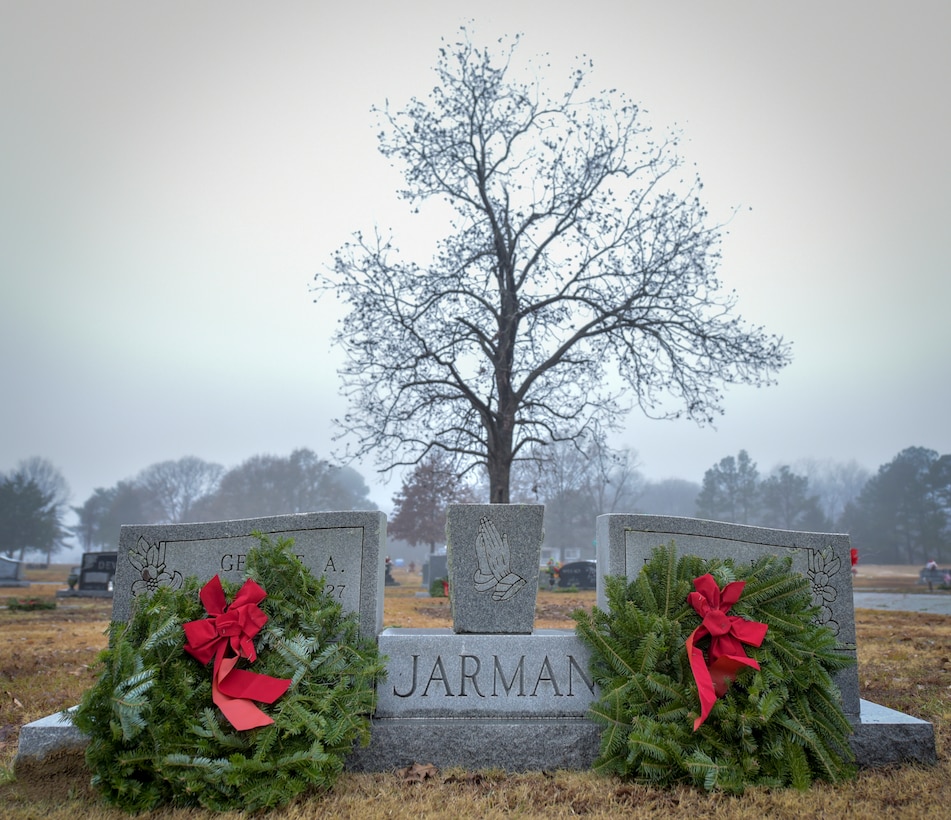 Members of SJAFB, Goldsboro community participate in Wreaths Across America