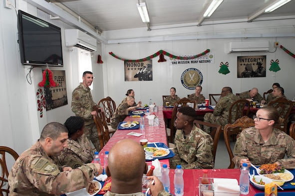 AFCENT command chief praises Airmen at GSUs