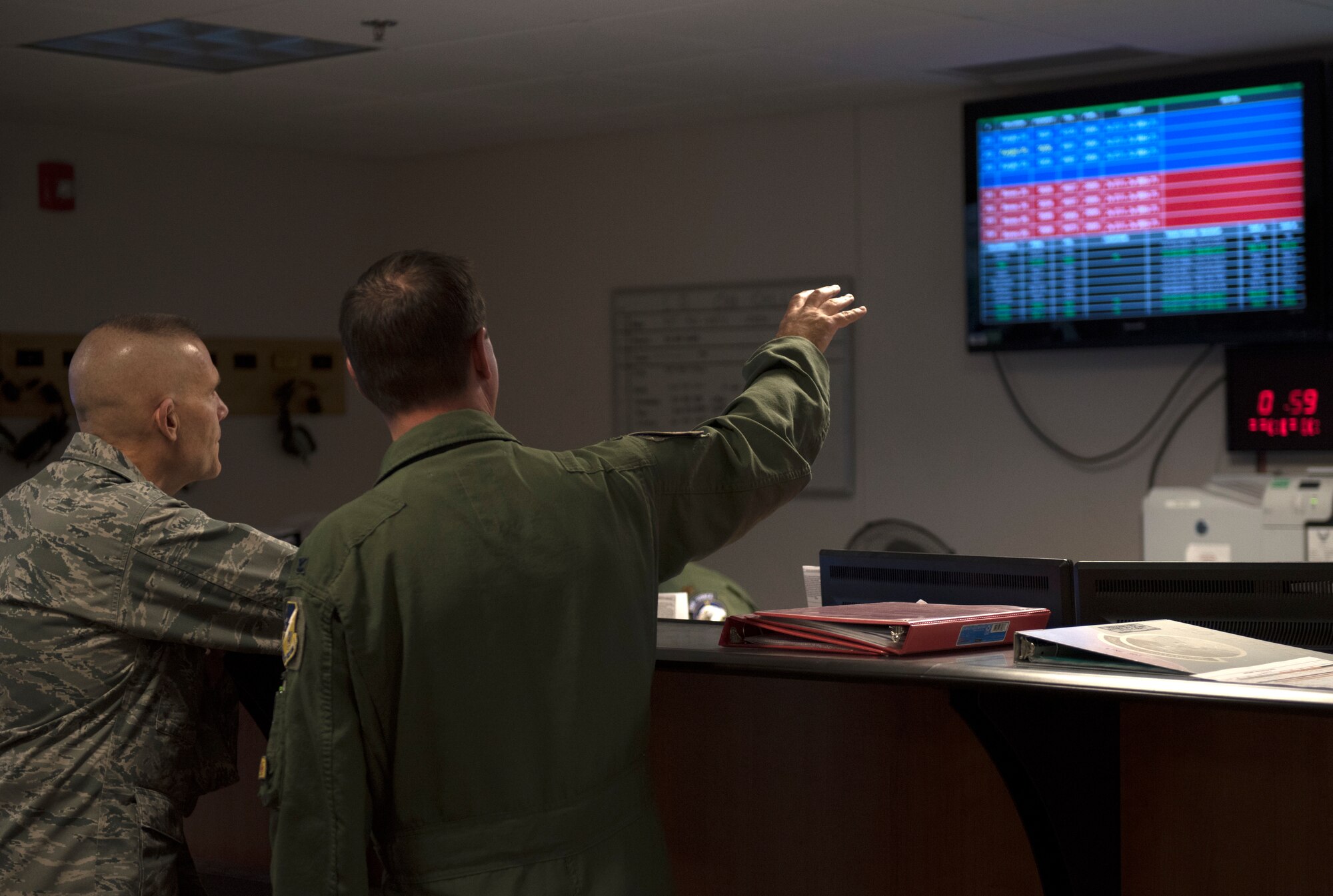 Lt. Gen Steve Kwast tours Holloman AFB