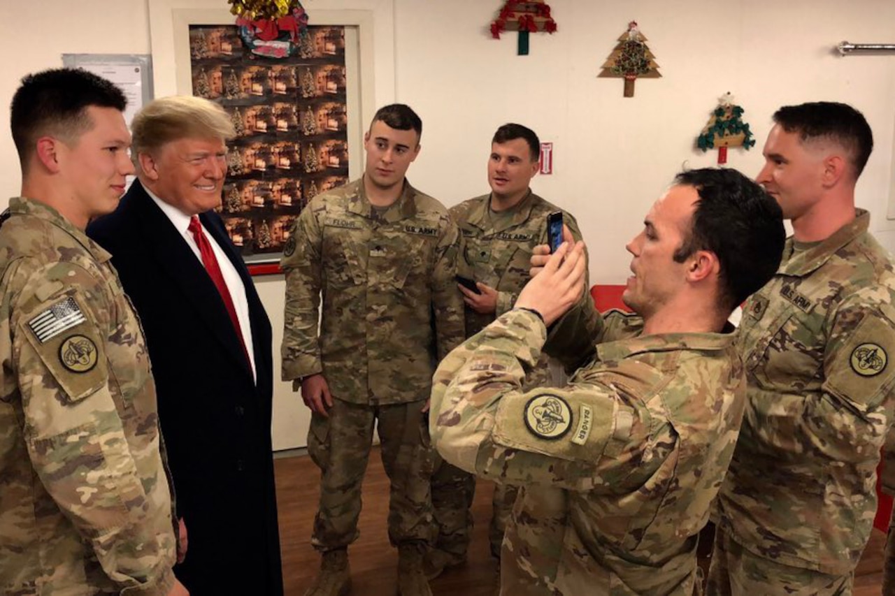 President, First Lady Make Surprise Visit to Troops in Iraq > U.S