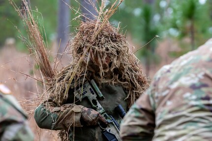 Army Reserve Combat Camera Soldiers Produce Army's First Hip Hop Video