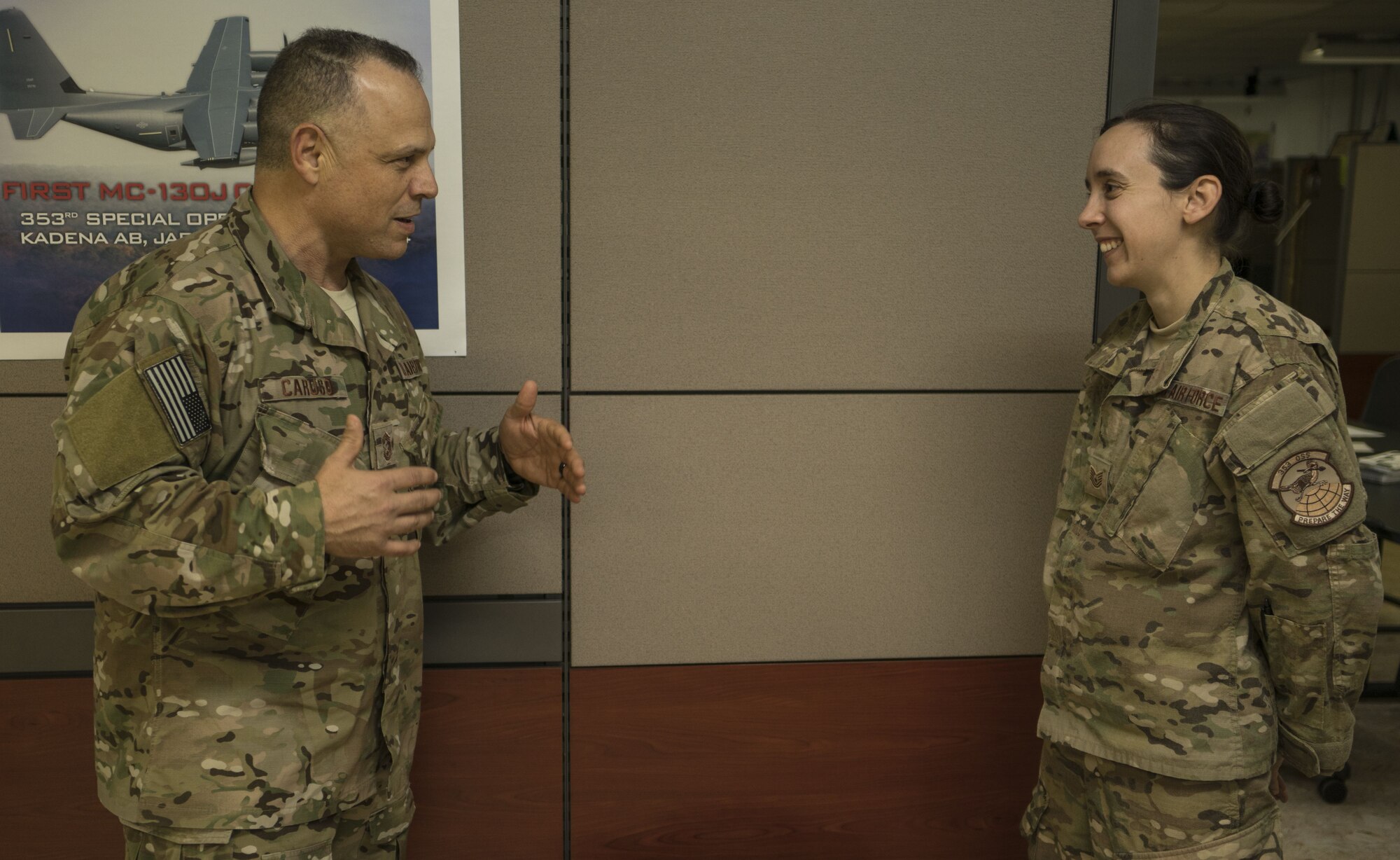 USTRANSCOM command senior enlisted leader visits the 353rd SOG