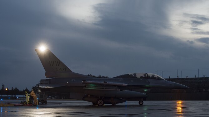 A ride of a lifetime for Navy pilot