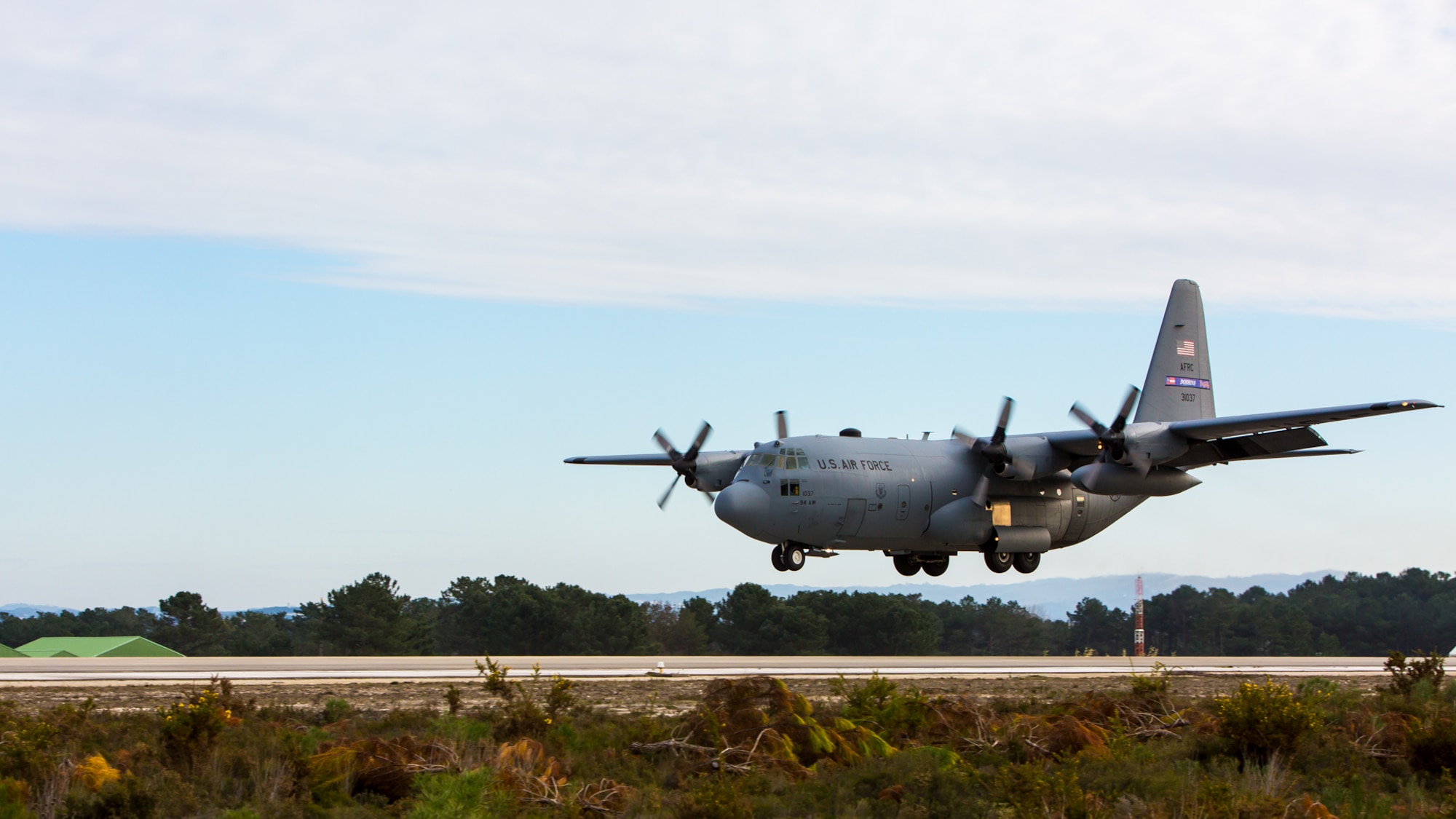 Real Thaw 18 is a Portuguese-led exercise that invites armed forces from various countries to participate in training missions aimed at merging and deploying different platforms toward a major objective, covering a vast range of activities including air-to-air and air-to-ground training, tactical air transport operations and close air support.