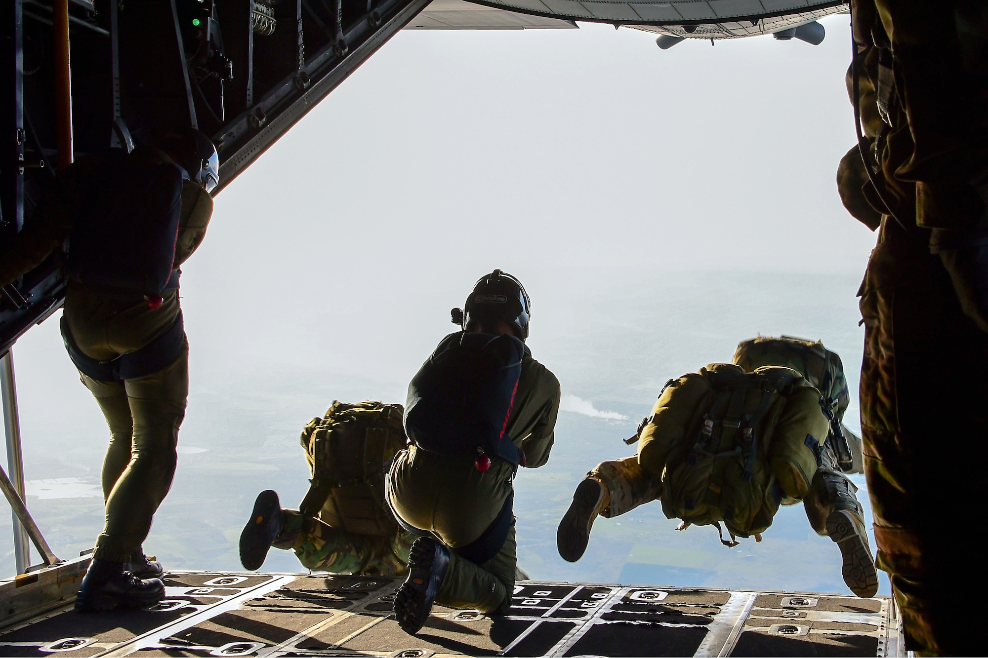 Real Thaw 18 is a Portuguese-led exercise that invites armed forces from various countries to participate in training missions aimed at merging and deploying different platforms toward a major objective, covering a vast range of activities including air-to-air and air-to-ground training, tactical air transport operations and close air support.