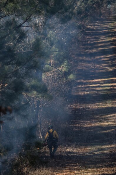 Fire and Smoke: Natural Resources controlling the burn