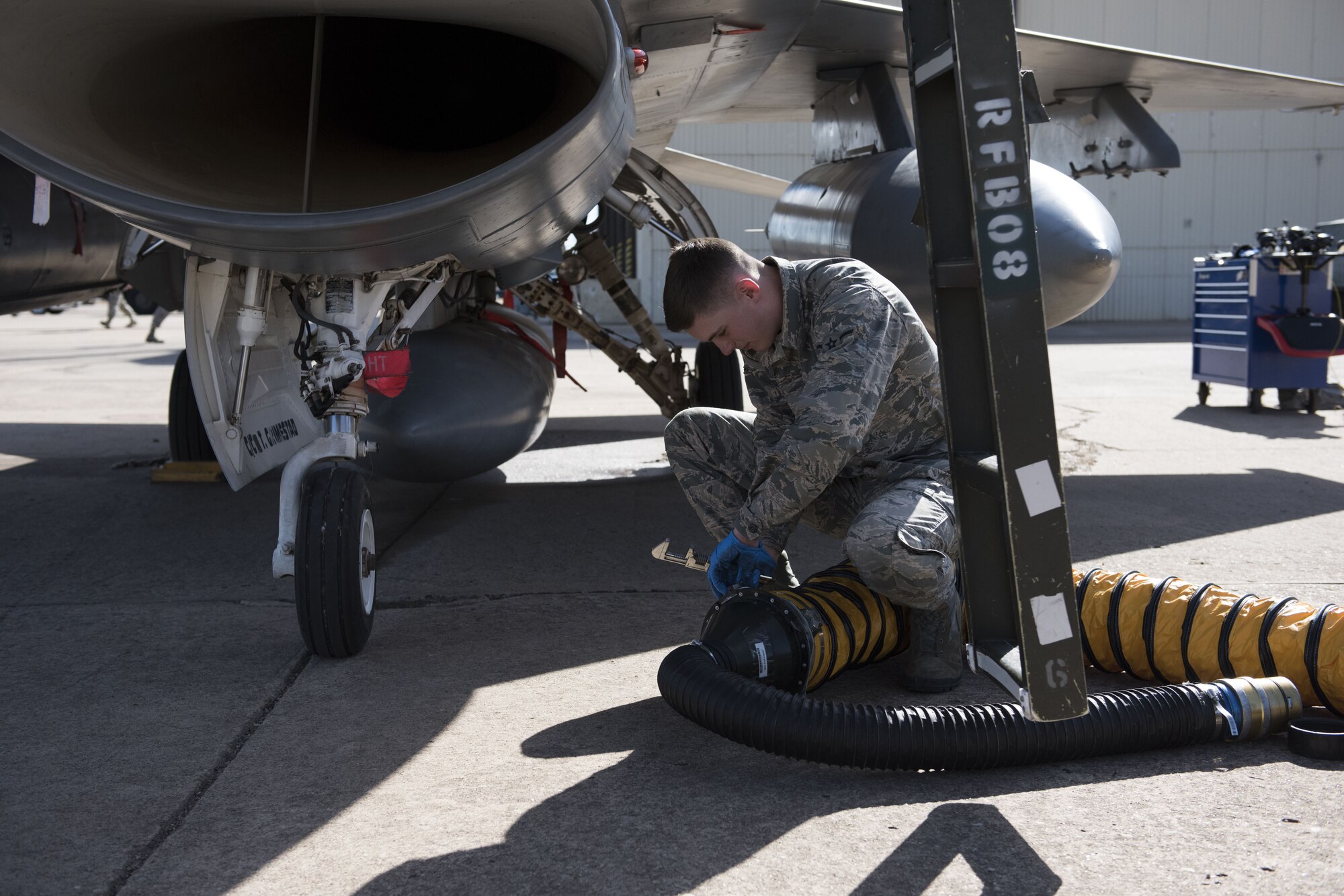 362nd TRS Crew chief training