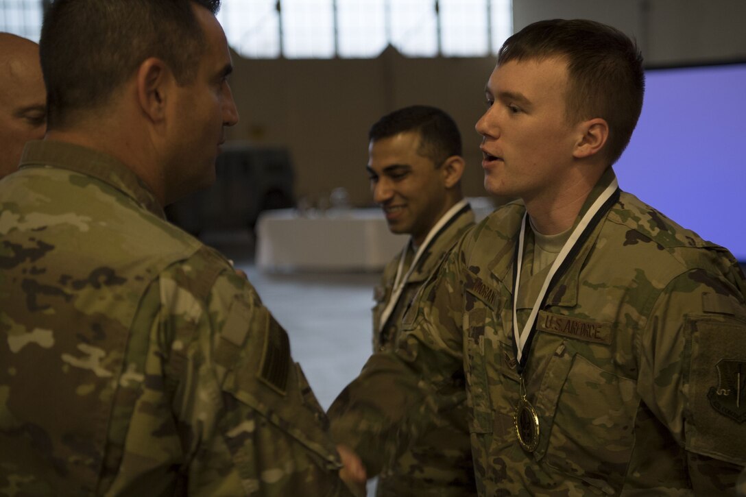 Could not load photo