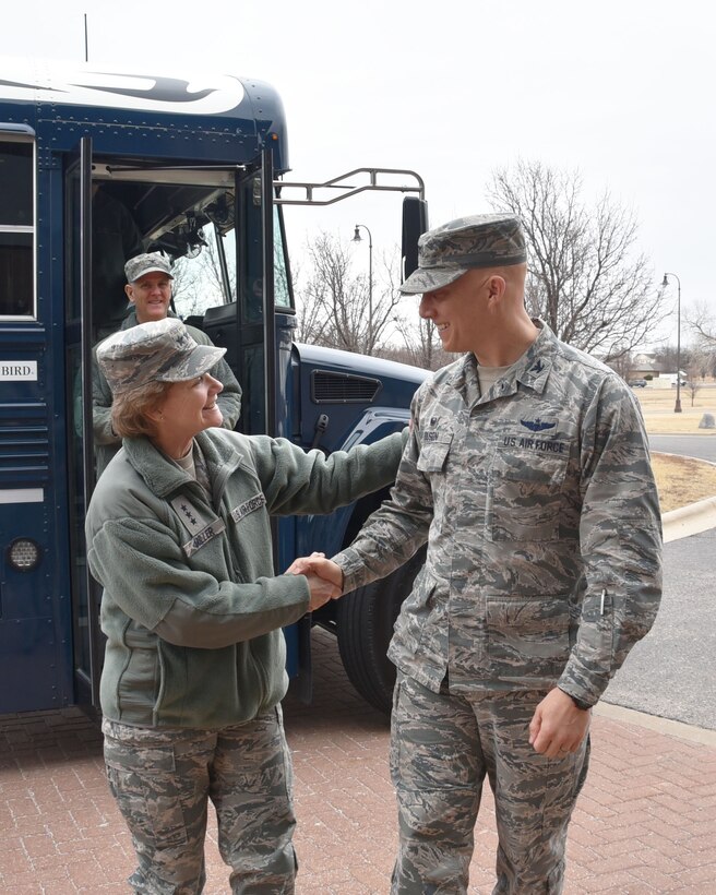 Reserve Leaders Visit Refueling Wing