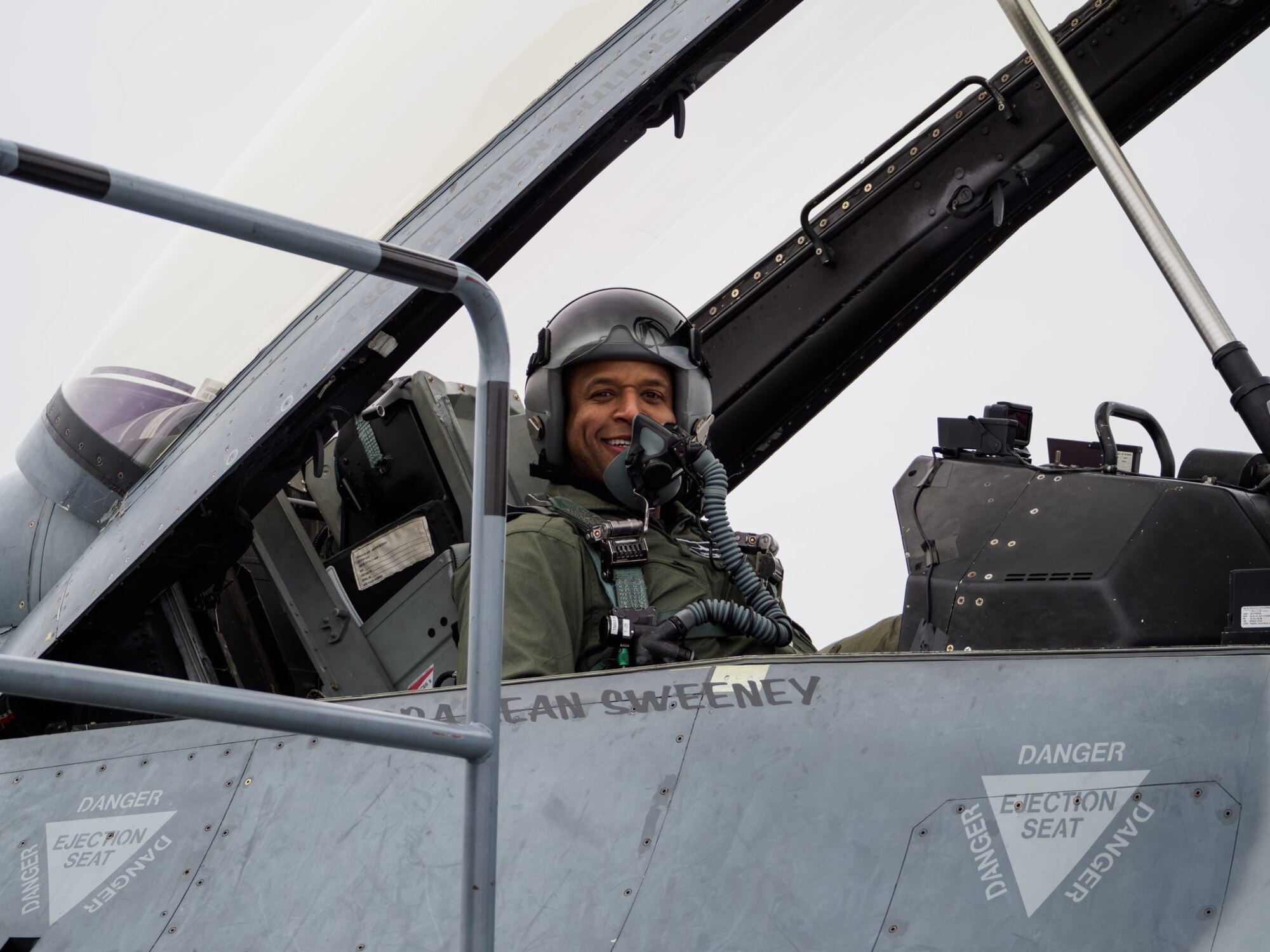 NFL Network commentator and former Colts Wide Receiver Reggie Wayne talks about his upcoming F-16 flight in a 934th Airlift Wing hangar Feb. 1.  The F-16s were in town as part of the Air Force Heritage flight team that performed the flyover for Super Bowl LII. (Air Force Photo/Paul Zadach)
