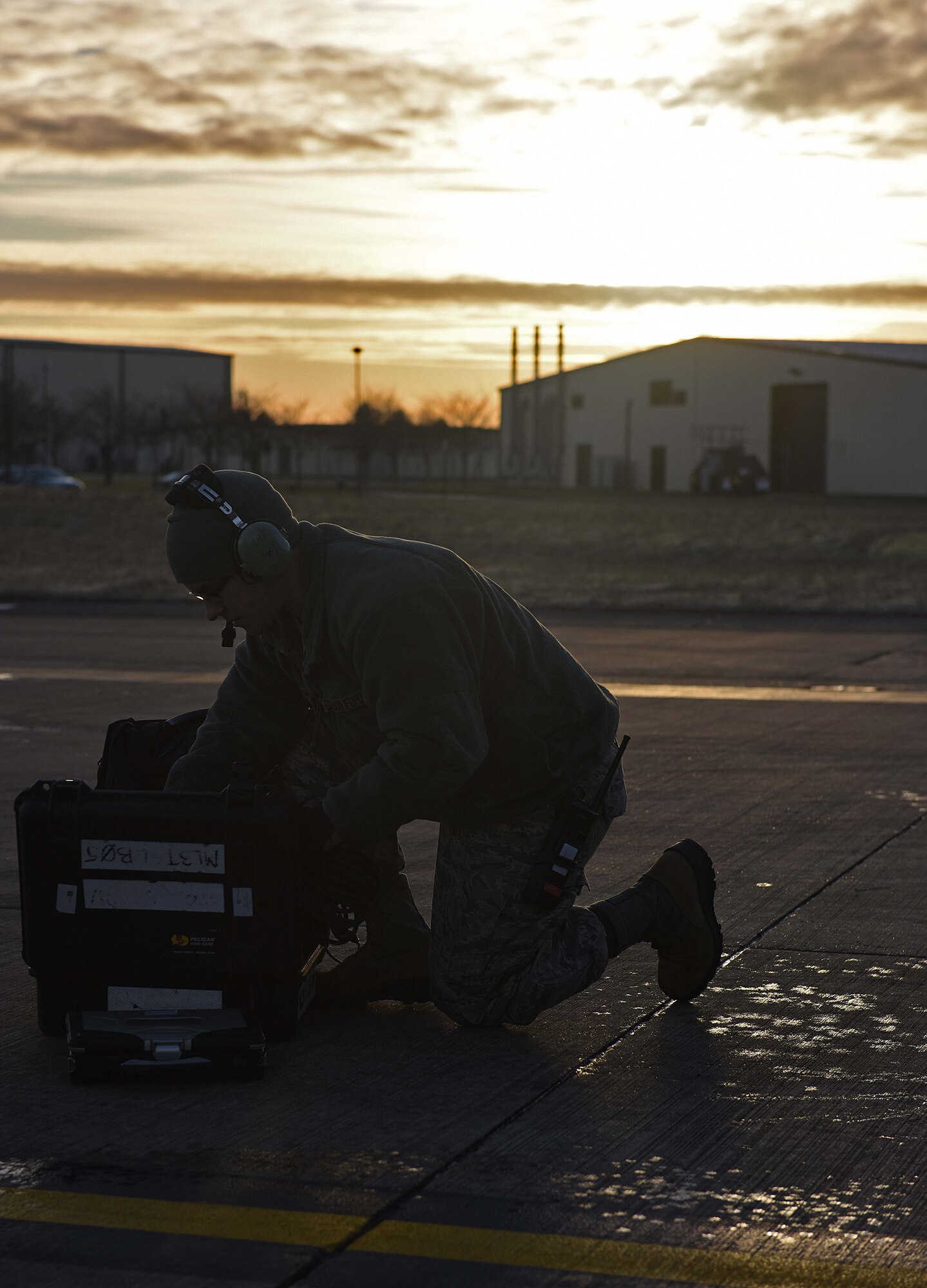 U.S. Air Force Senior Airman Ryan Hortman, 351st Air Refueling Squadron boom operator gives a brief prior to conducting air refueling training with U.S. Air Force F-16C Fighting Falcons, on RAF Milidenhall, England, Feb. 8, 2018. The training was in conjunction with a rotational deployment of U.S. Air Force F-16C Fighting Falcons from the Ohio Air National Guard’s 180th Fighter Wing to Amari Air Base, Estonia, as part of a Theater Security Package. (U.S. Air Force photo by Airman 1st Class Luke Milano)