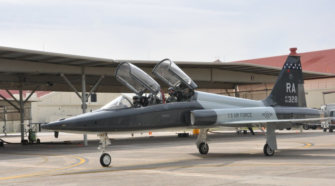 Lieutenant Mirarchi, back seat, and Maj. Colin Cima echo the “thumbs up” as the number two ship takes its place in line. (U.S. Air Force photo by Debbie Gildea)