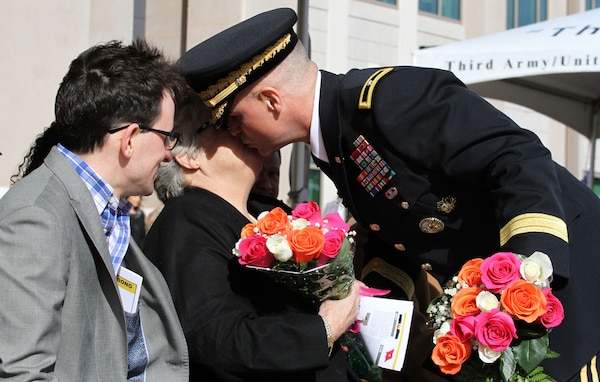 USARCENT Director Of Operations Joins General Officer Ranks U S Army 