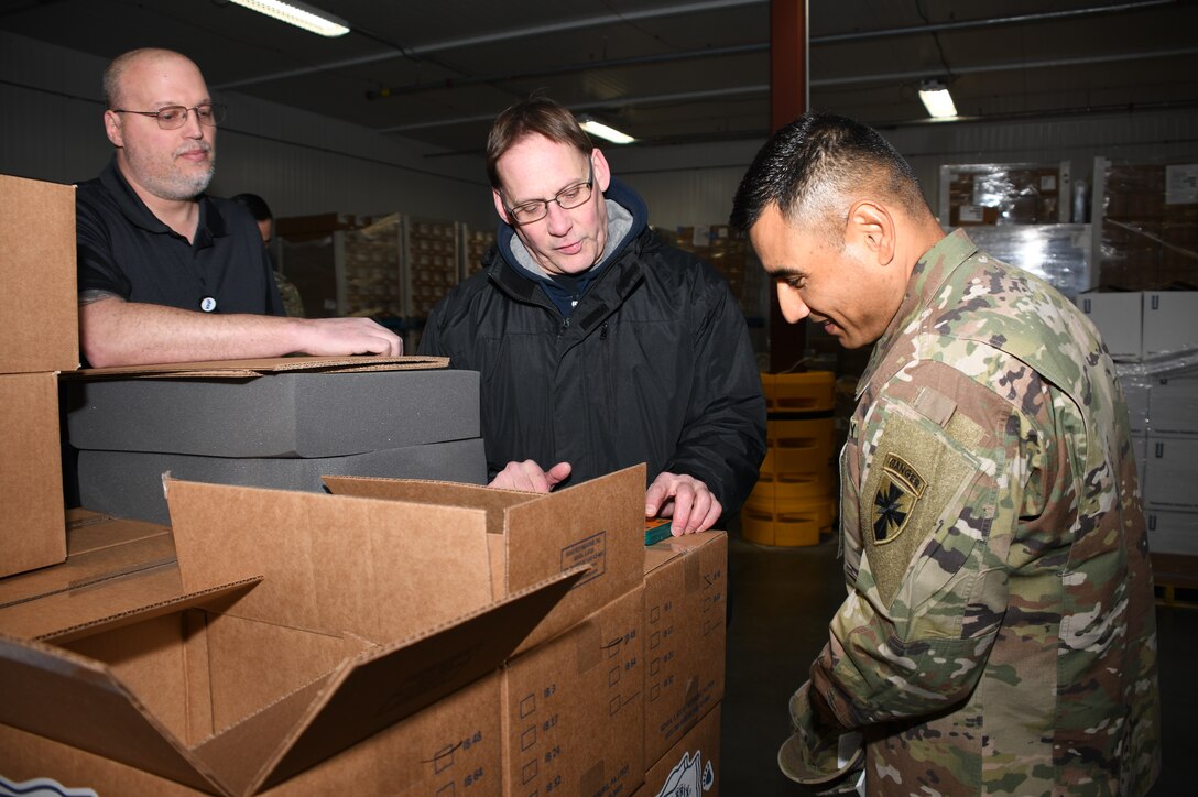 8th Theater Sustainment Command’s Command Sergeant Major tours DDSP