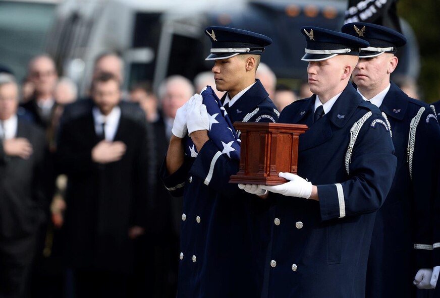 Ceremonial Guardsmen participate in Col. Leo Thorsness's full honors funeral at Arlington National Cemetery, Arlington, Va., Feb. 14, 2018. Thorsness was a Vietnam Prisoner of War and Medal of Honor recipient. (U.S. Air Force photo by Staff Sgt. Chad Trujillo)