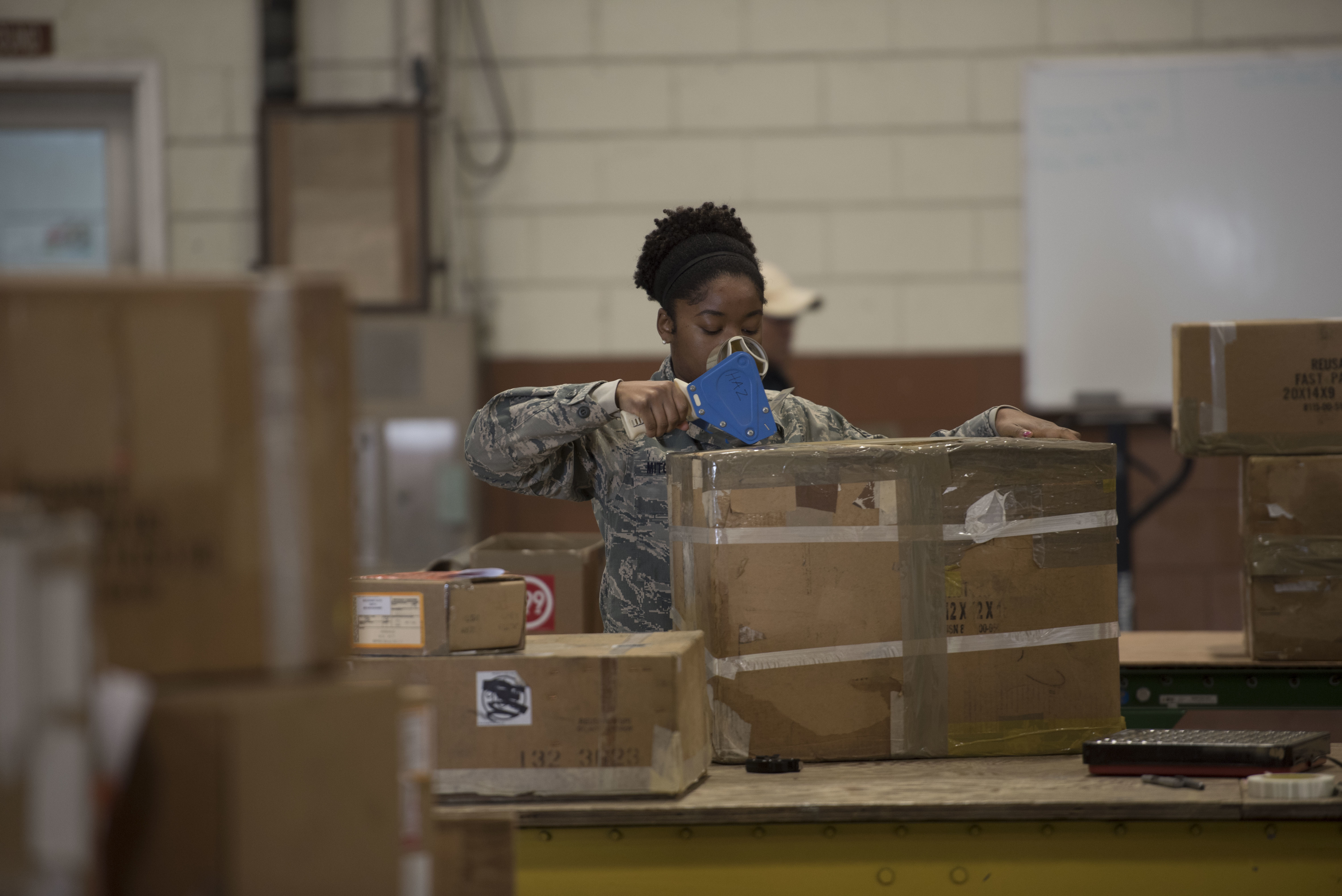 It Ships If It Fits Defense Logistics Agency News Article View