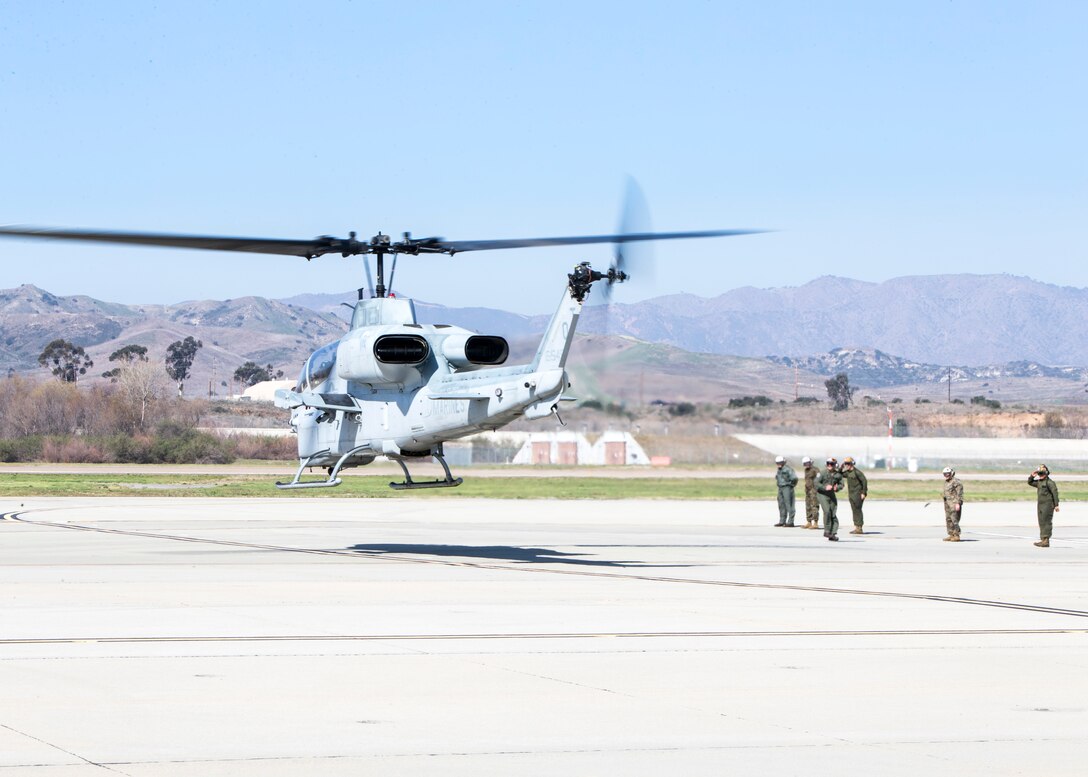 Bittersweet farewell as last 3rd MAW Super Cobra takes final flight