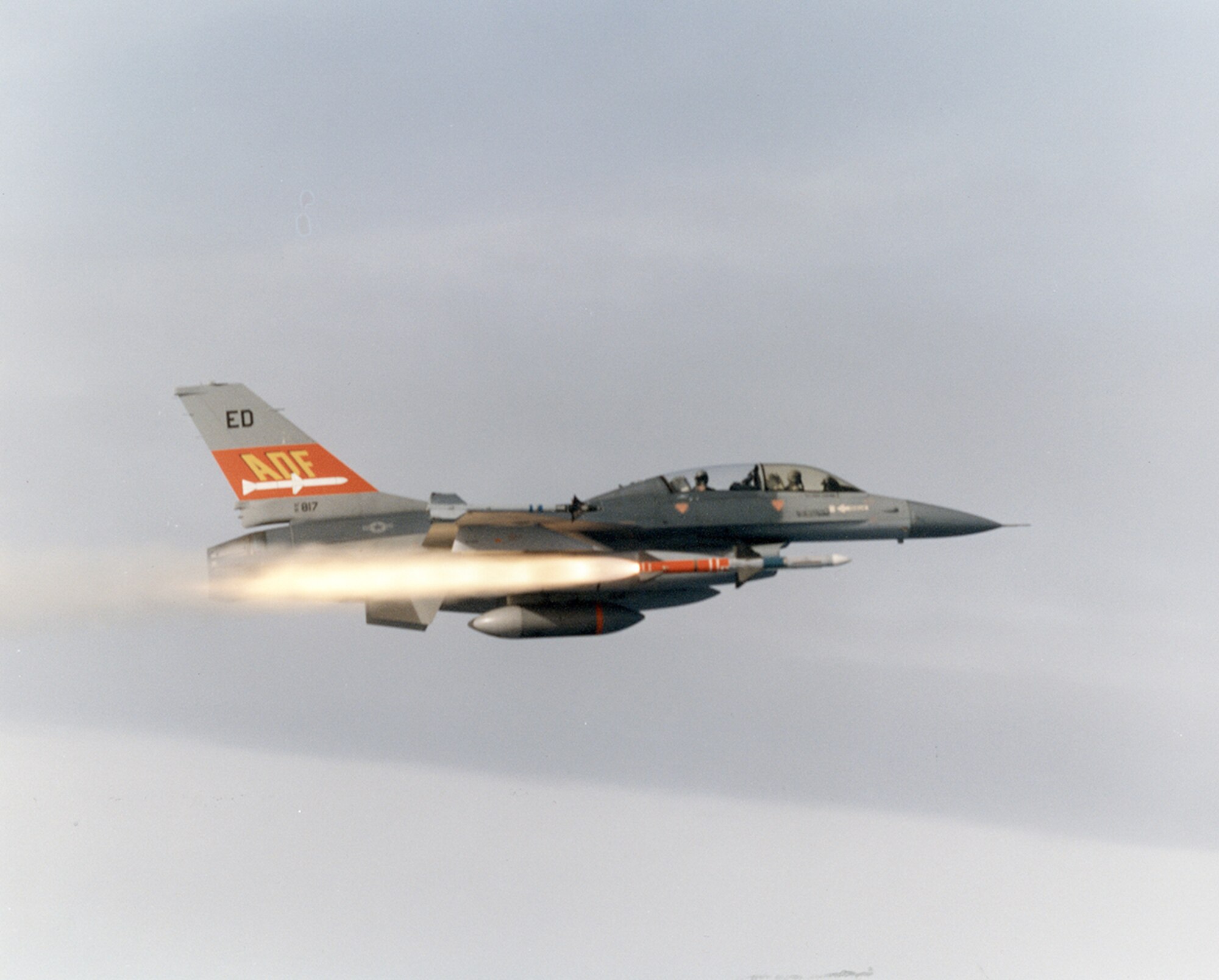 #OTD 23 Feb 1989 at Edwards - A two-seat F-16B Air Defense Fighter test aircraft successfully launched an AIM-7 Sparrow missile that destroyed a target drone off the California coast.