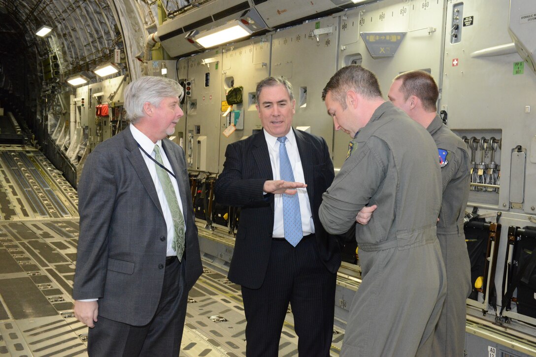 Air Force energy executives visit Edwards