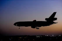 An U.S. Air Force KC-10 Extender returns to the 380th Air Expeditionary Wing, Al Dhafra Air Base, Unite Arab Emirates after completing a mission in support of Operation Inherent Resolve, Feb. 13, 2018. The KC-10 provides refueling capabilities to U.S. and Coalition aircraft defending the region and delivering decisive Airpower to the fight against ISIS.
 (U.S. Air Force photo by Tech. Sgt. Anthony Nelson Jr.)