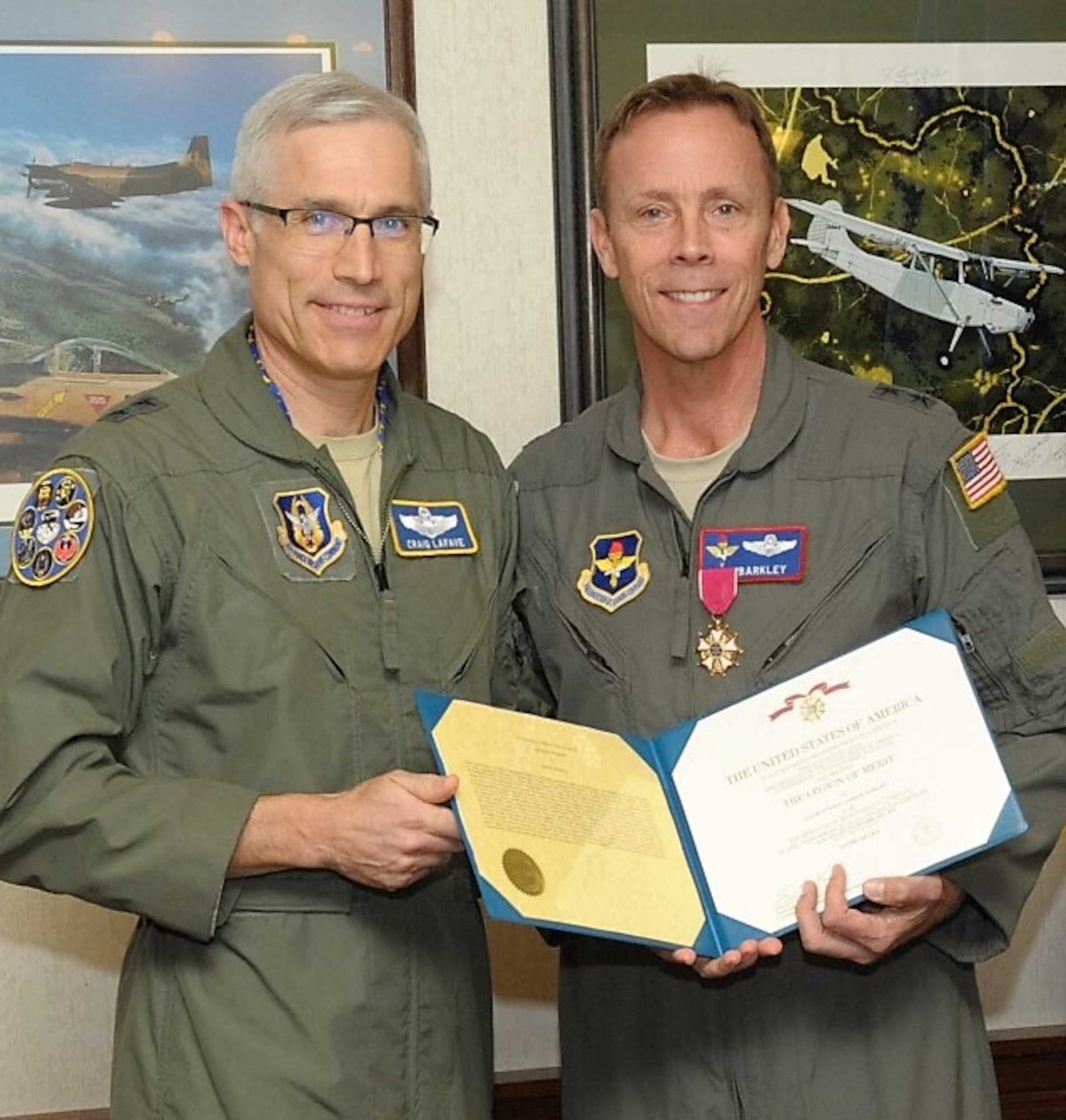 22AF commander, command chief visit 340th FTG