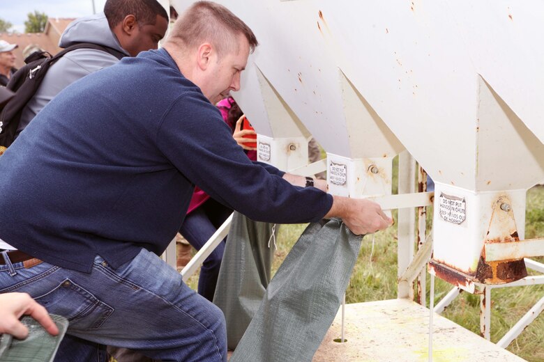 Sponsors may request flood fight training at any time. The request must be in writing and the public sponsor must agree to provide a facility that can accommodate 30-40 personnel for classroom training and an outside location that be used to demonstrate sandbag filling and placement techniques.