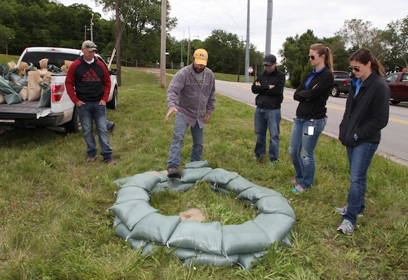 Sponsors may request flood fight training at any time. The request must be in writing and the public sponsor must agree to provide a facility that can accommodate 30-40 personnel for classroom training and an outside location that be used to demonstrate sandbag filling and placement techniques.