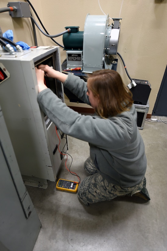 373rd TRS Det. 2 missile maintenance training