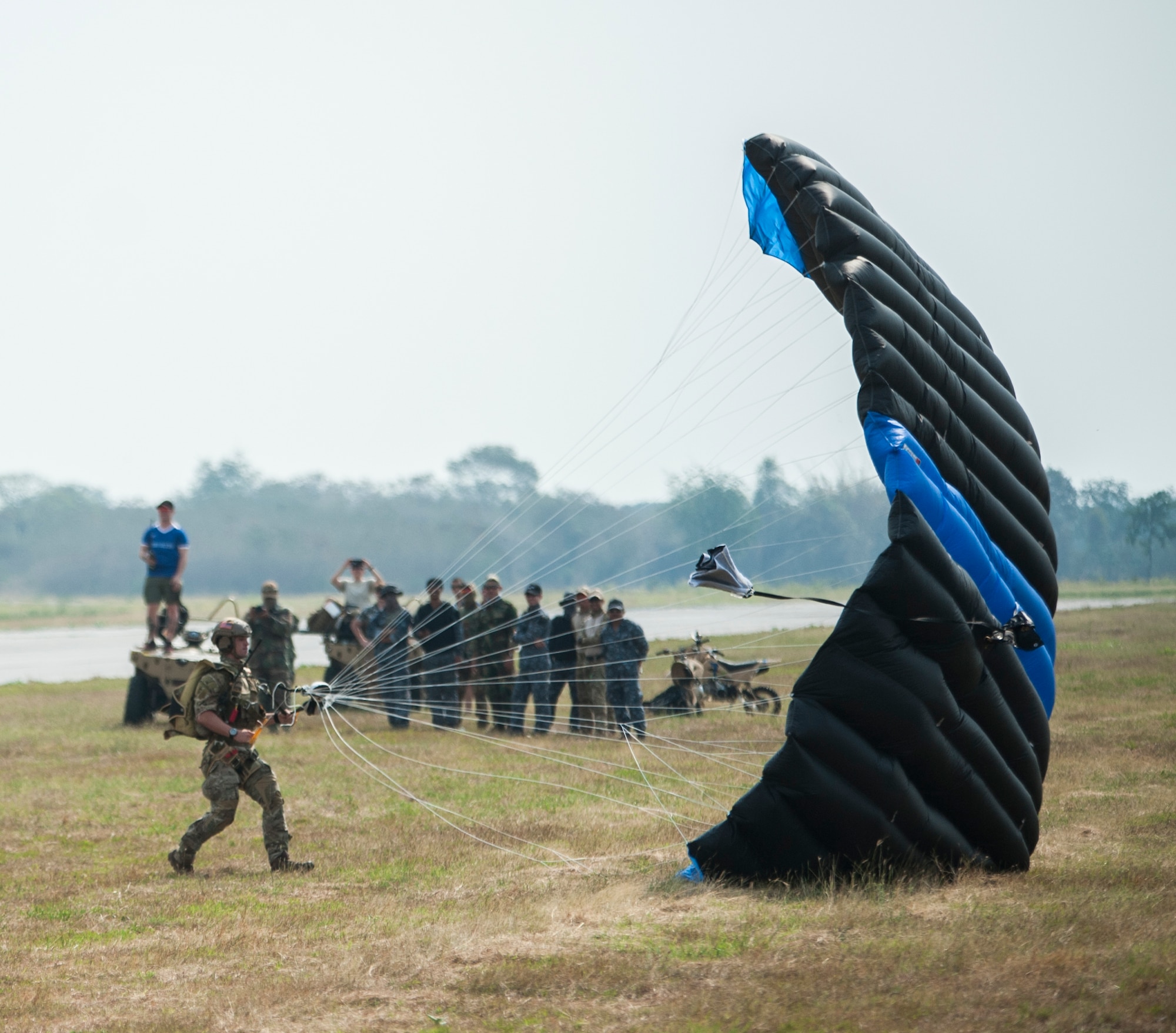 Bilateral friendship jump at Cobra Gold 2018